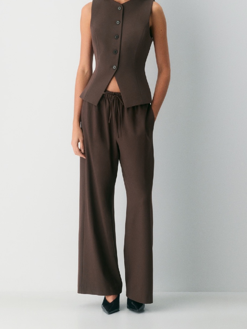 Aritzia The Lodge Pant - Eversential Lite